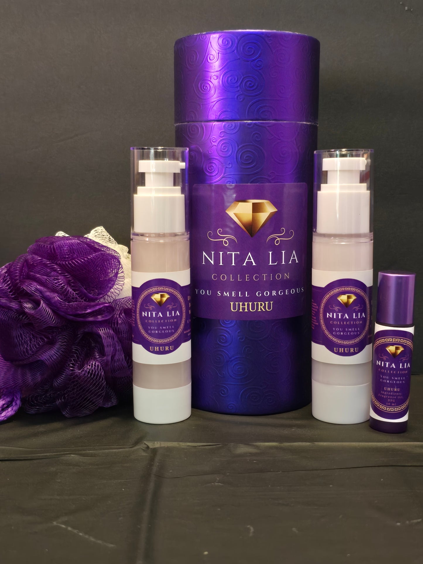 UHURU LUXURY FRAGRANCE OIL BODY SET! YOU SMELL SO GOOD!!!